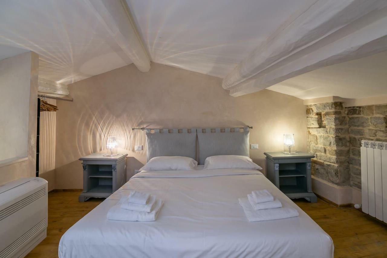 Historical Stone House, In The Amazing Centre Of Florence! Eksteriør billede