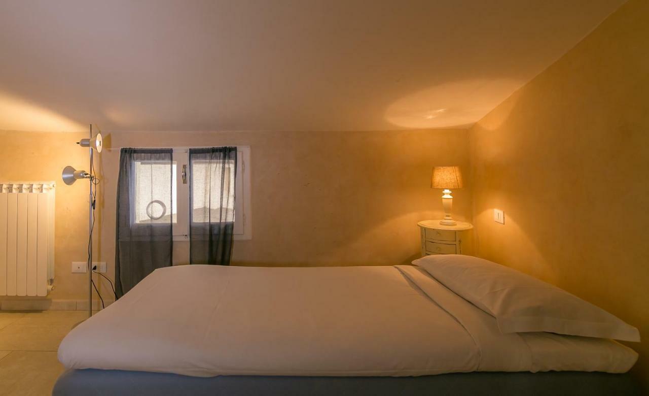 Historical Stone House, In The Amazing Centre Of Florence! Eksteriør billede